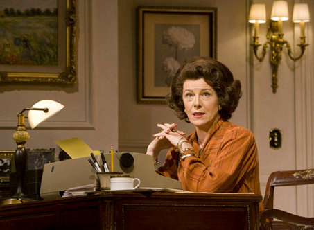Mimi Kennedy as Ann Landers, 'The Lady with All the Answers' at Pasadena Playhouse. Photo by Craig Schwartz